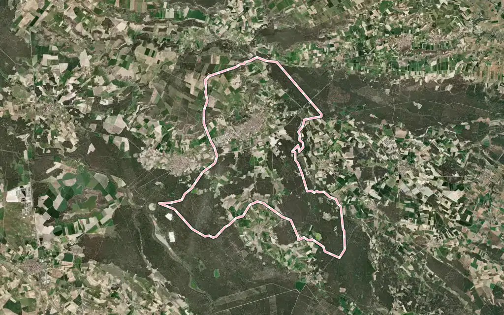 Vista satélite de Iscar con su contorno administrativo