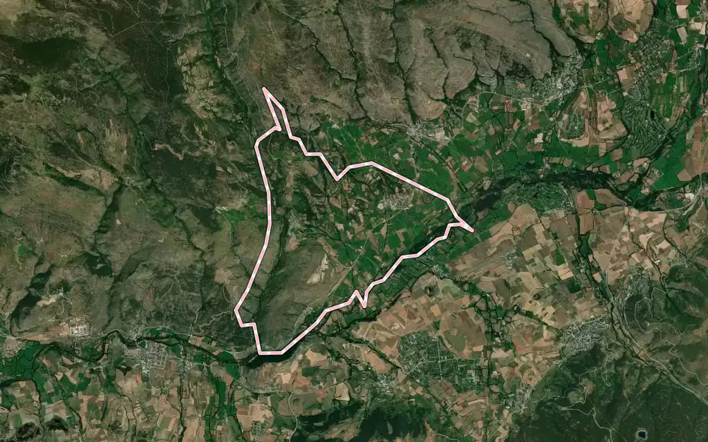 Vista satélite de Isòvol con su contorno administrativo