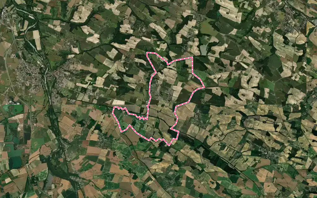 Vue satellite de Issus avec ses contours administratifs