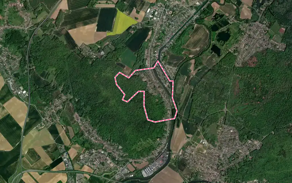 Vue satellite de Janville avec ses contours administratifs