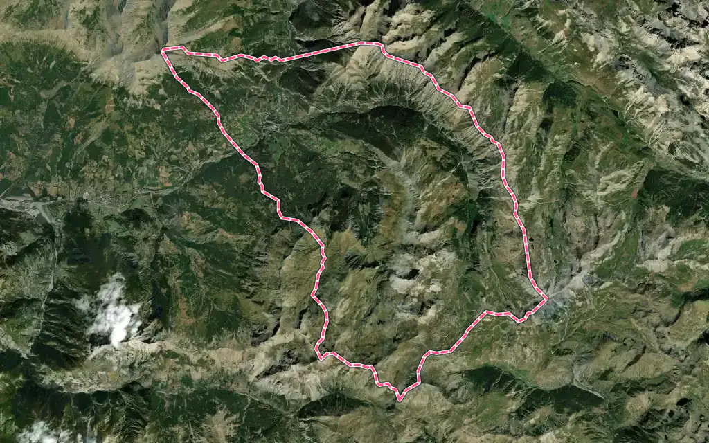 Vue satellite de Jausiers avec ses contours administratifs
