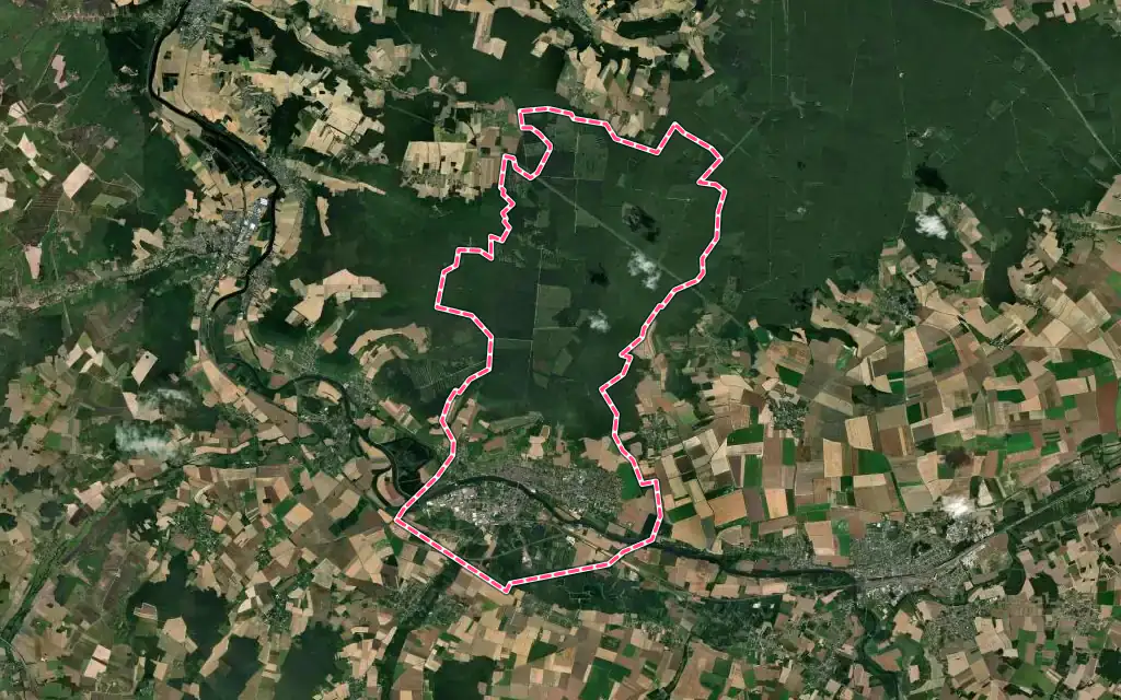 Vue satellite de Joigny avec ses contours administratifs