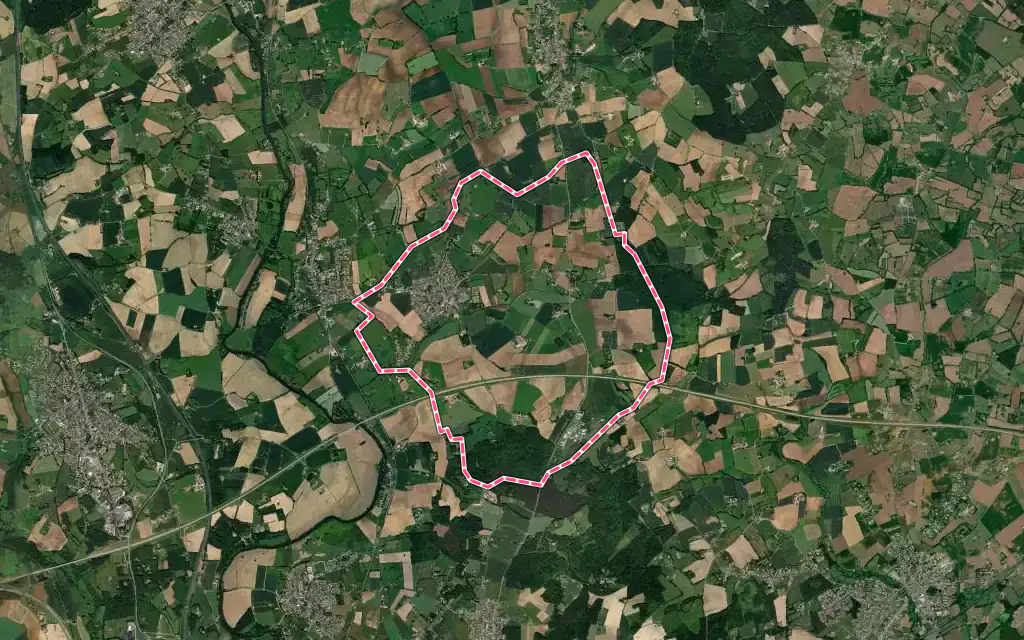Vue satellite de Joué-l'Abbé avec ses contours administratifs