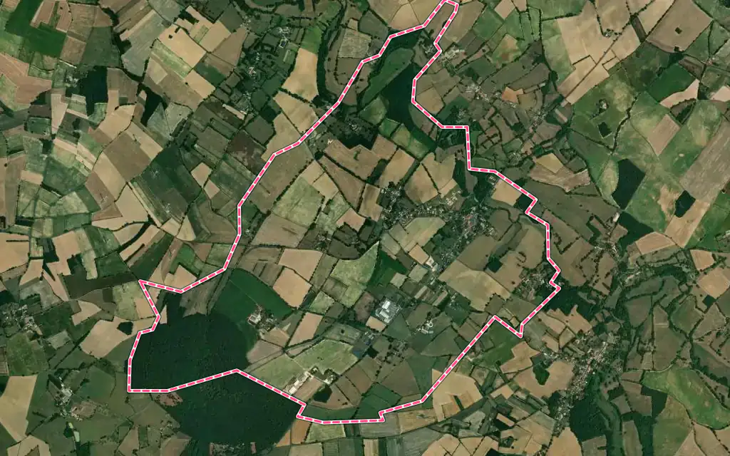 Vue satellite de Joussé avec ses contours administratifs