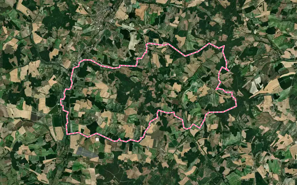 Vue satellite de Juignac avec ses contours administratifs