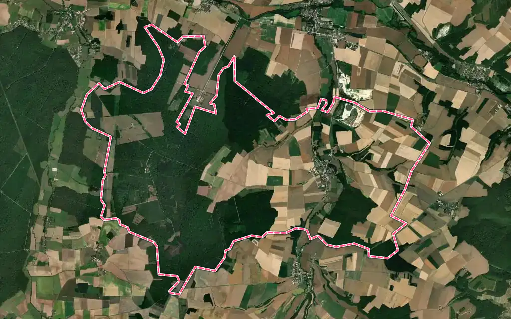 Vue satellite de Jully-sur-Sarce avec ses contours administratifs