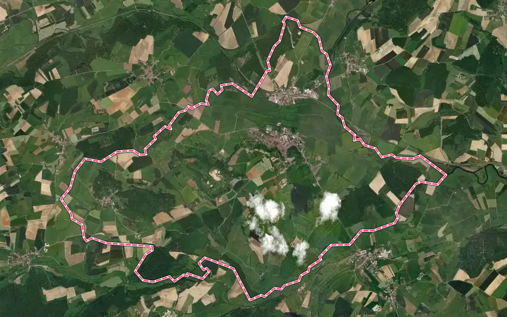 Vue satellite de Jussey avec ses contours administratifs