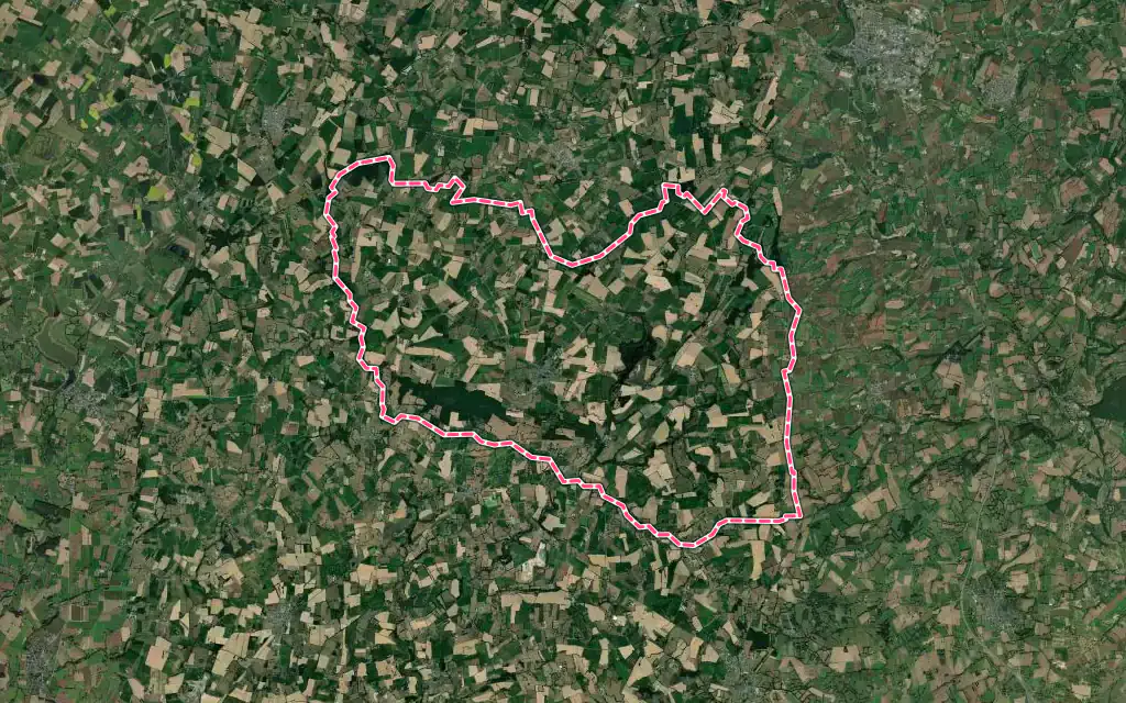 Vue satellite de Juvigné avec ses contours administratifs