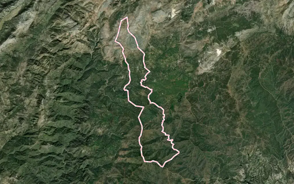 Vista satélite de Júzcar con su contorno administrativo