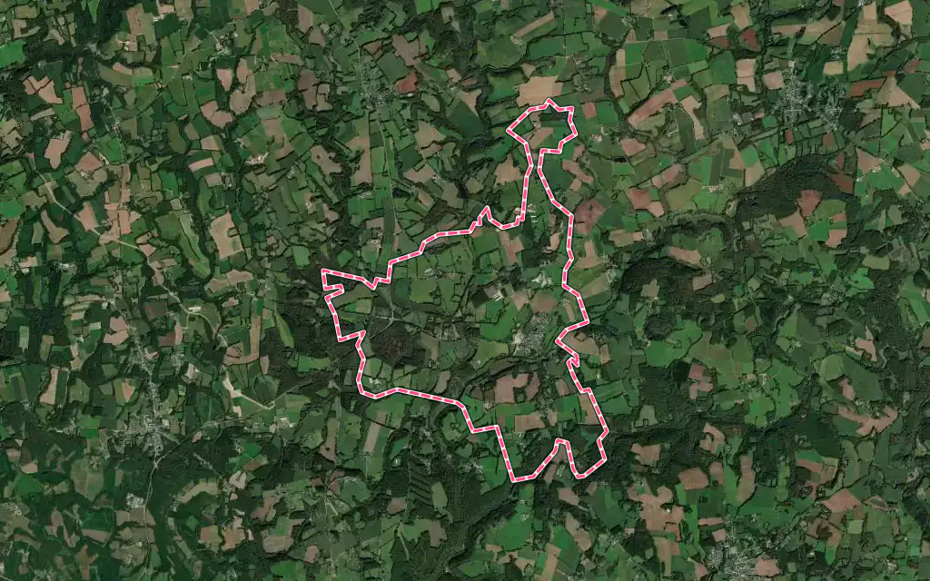Vue satellite de Kernascléden avec ses contours administratifs
