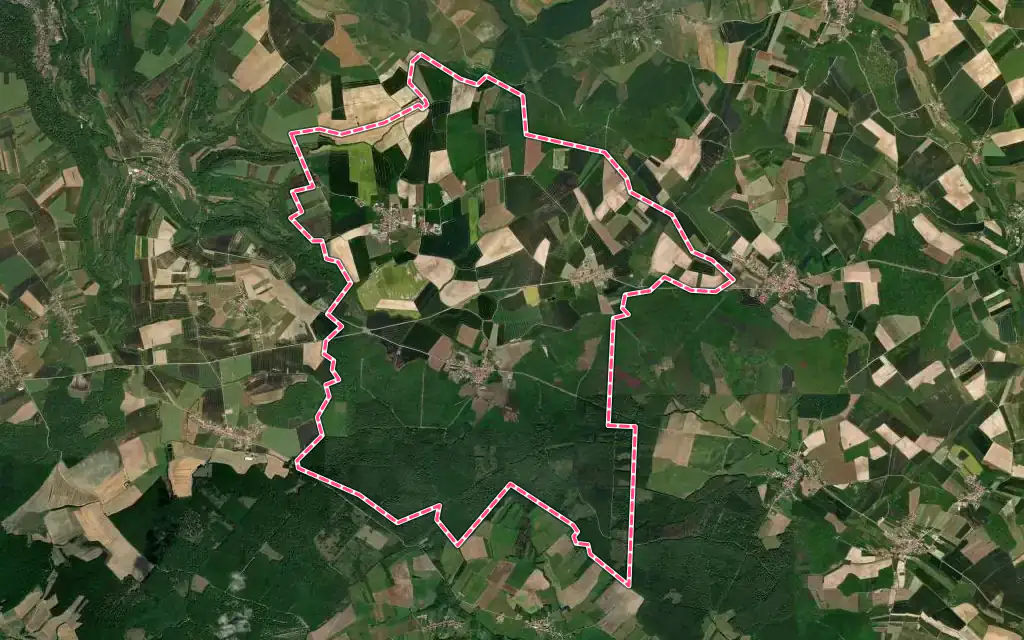Vue satellite de Kirschnaumen avec ses contours administratifs