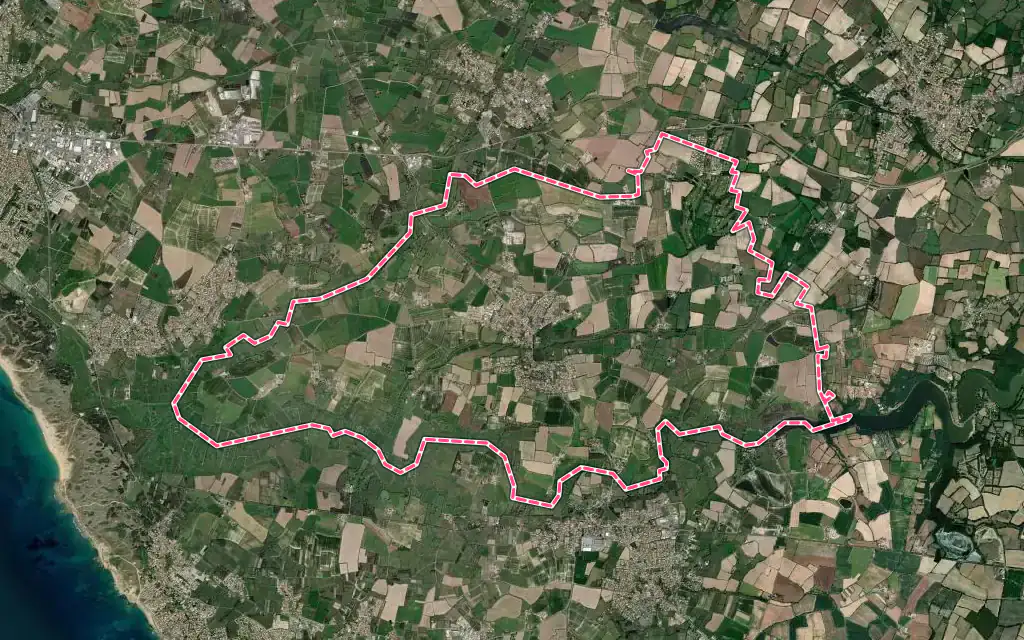 Vue satellite de L'Aiguillon-sur-Vie avec ses contours administratifs