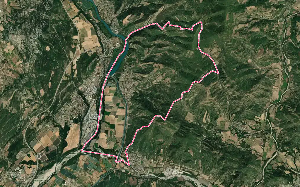 Vue satellite de L'Escale avec ses contours administratifs