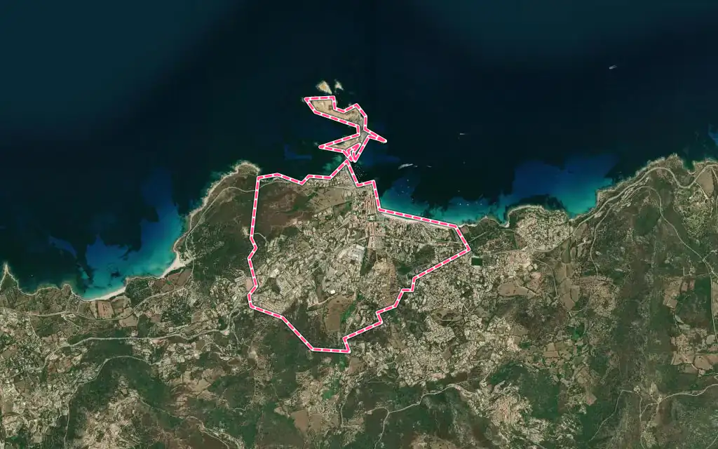 Vue satellite de L'Île-Rousse avec ses contours administratifs