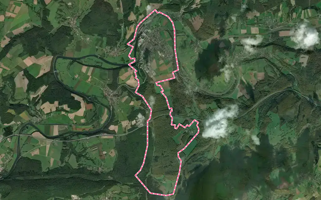 Vue satellite de L'Isle-sur-le-Doubs avec ses contours administratifs