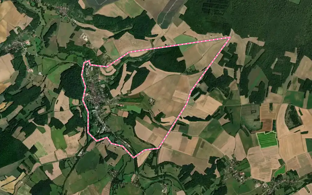 Vue satellite de L'Isle-sur-Serein avec ses contours administratifs