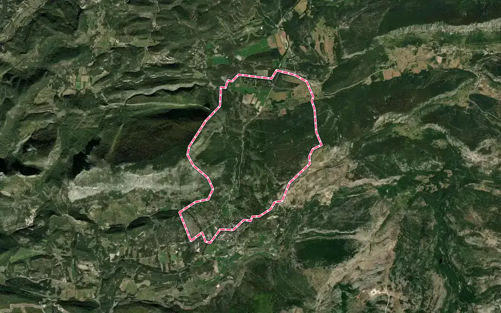 Vue satellite de La Bastide avec ses contours administratifs