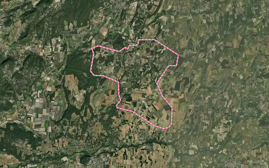 Vue satellite de La Baume-de-Transit avec ses contours administratifs