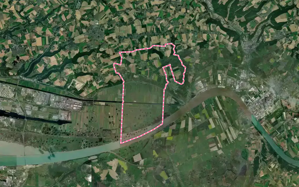 Vue satellite de La Cerlangue avec ses contours administratifs
