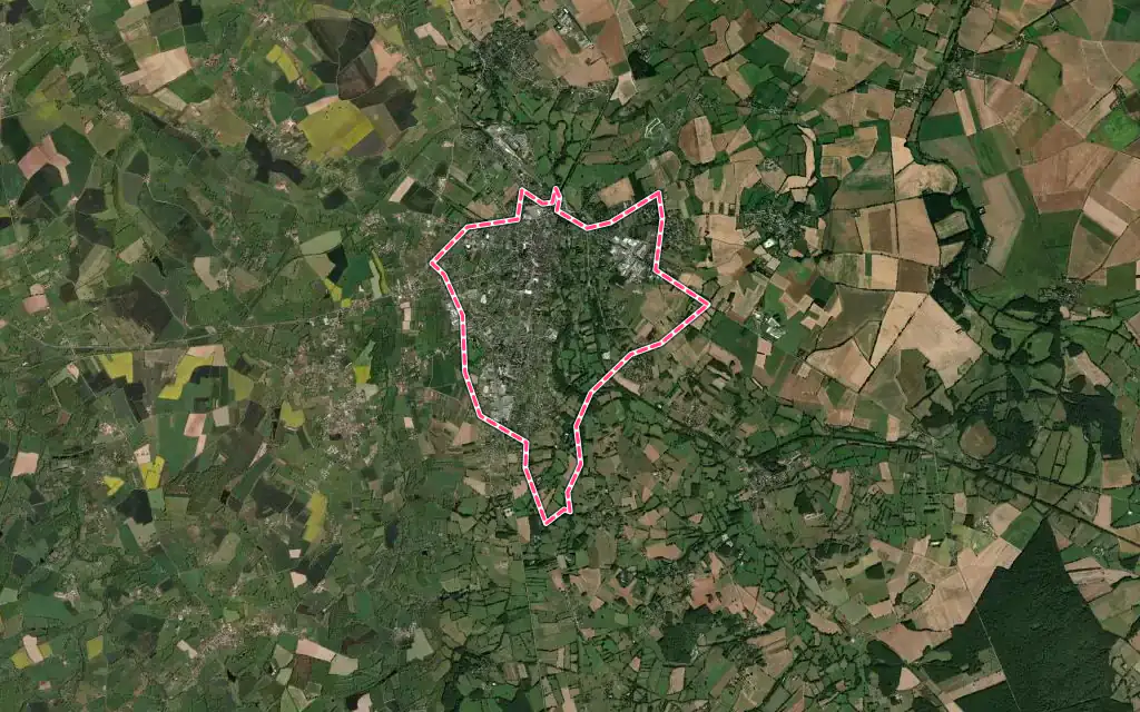 Vue satellite de La Châtre avec ses contours administratifs