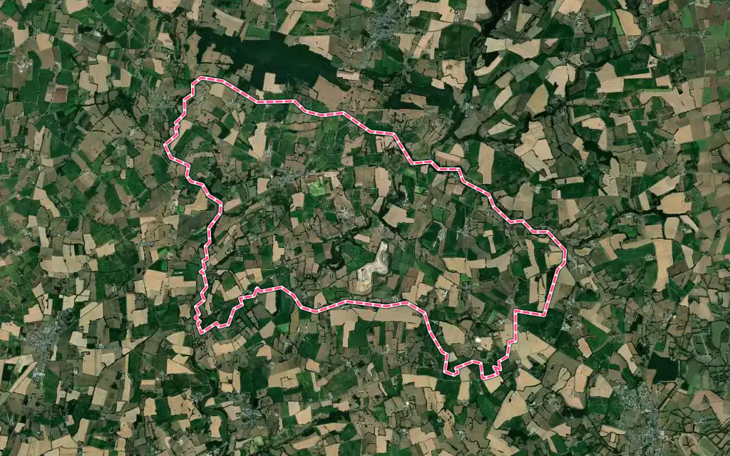Vue satellite de La Croixille avec ses contours administratifs