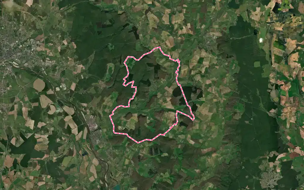 Vue satellite de La Fermeté avec ses contours administratifs
