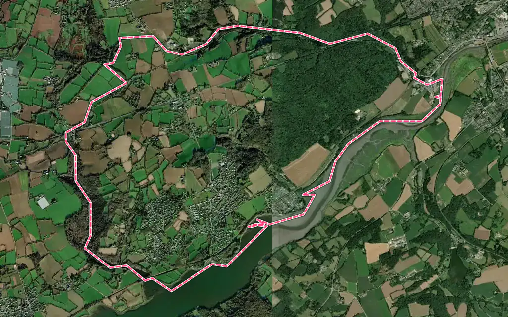 Vue satellite de La Forest-Landerneau avec ses contours administratifs