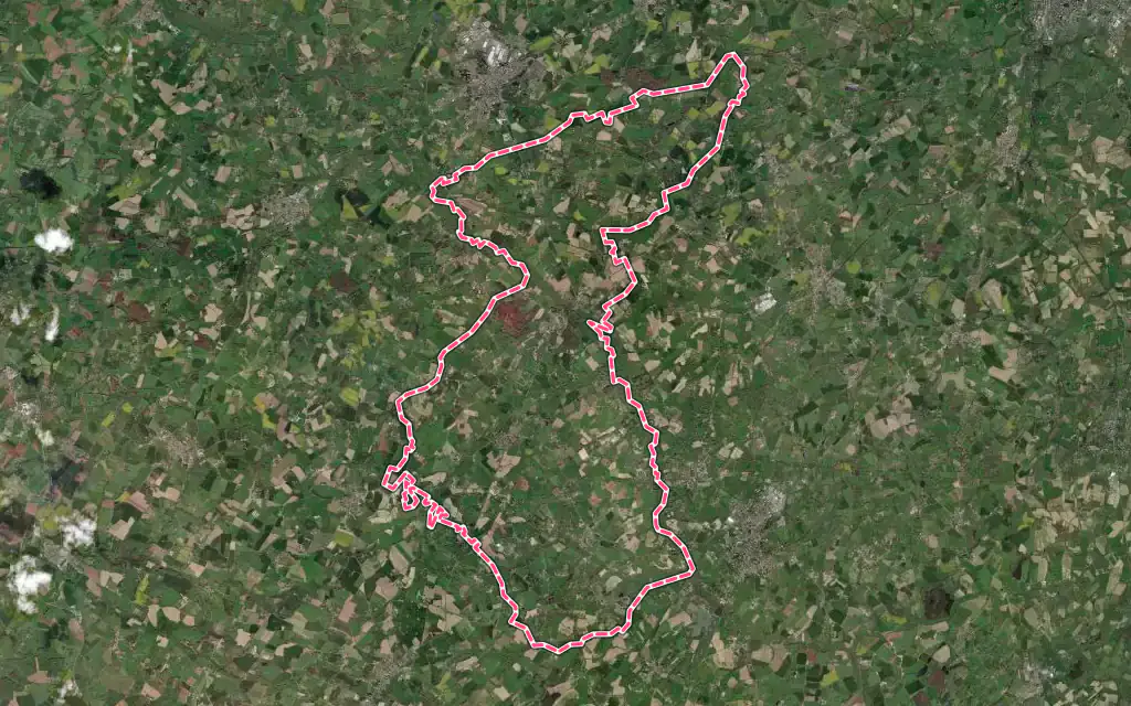 Vue satellite de La Forêt-sur-Sèvre avec ses contours administratifs