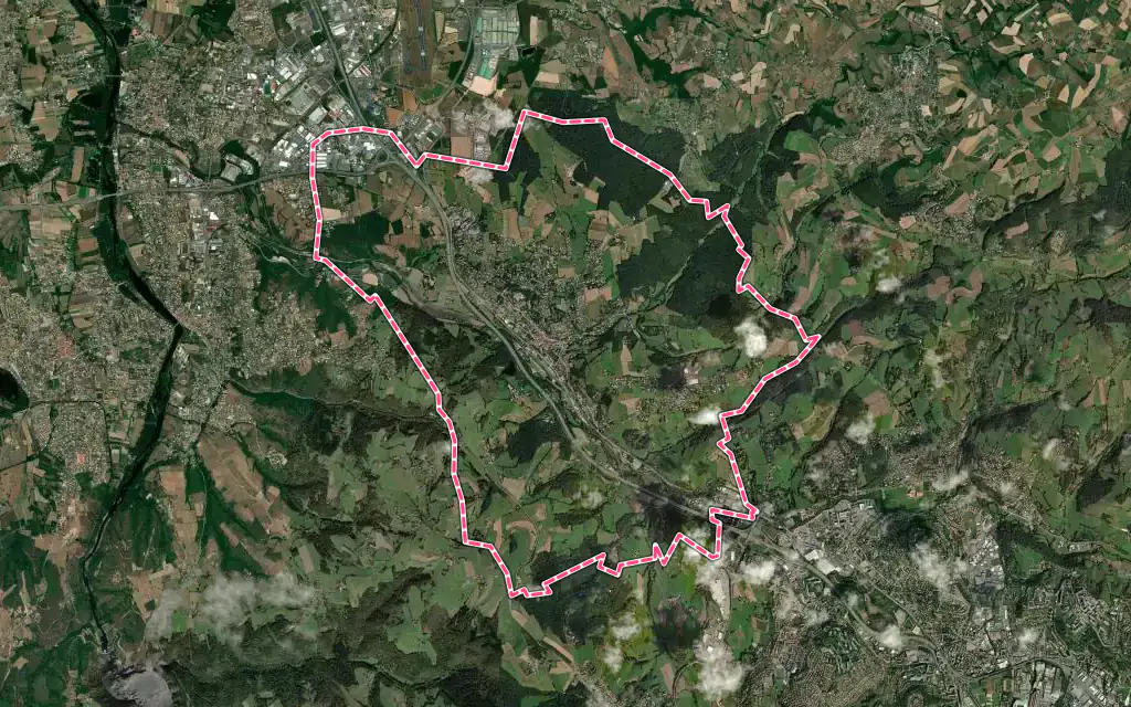Vue satellite de La Fouillouse avec ses contours administratifs