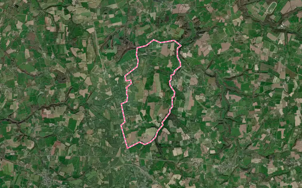 Vue satellite de La Meurdraquière avec ses contours administratifs