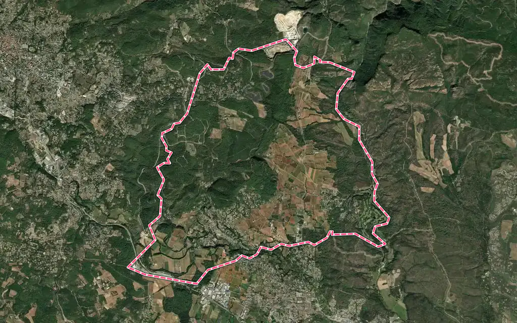 Vue satellite de La Motte avec ses contours administratifs