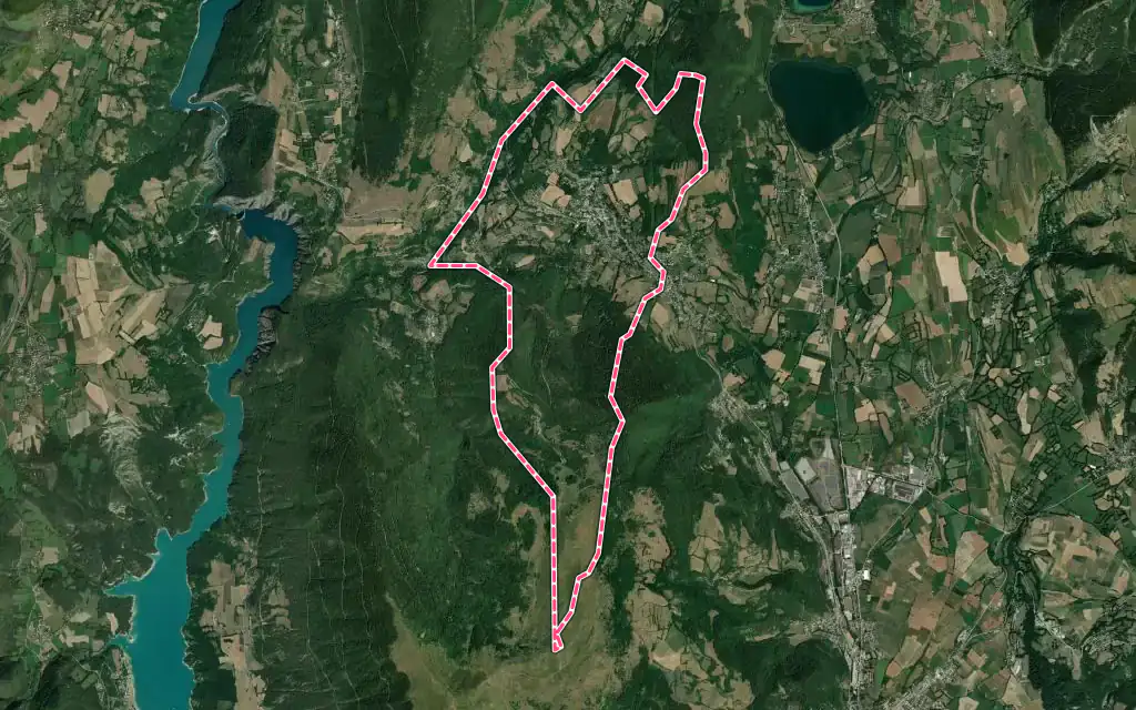 Vue satellite de La Motte-d'Aveillans avec ses contours administratifs
