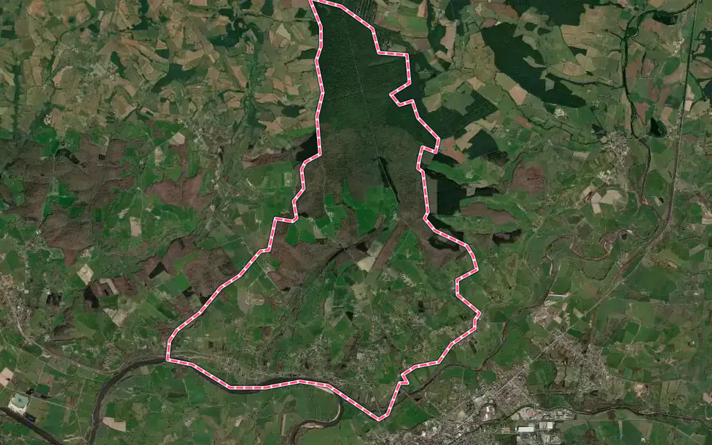 Vue satellite de La Motte-Saint-Jean avec ses contours administratifs