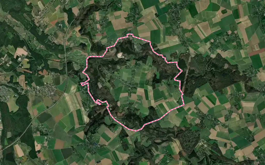 Vue satellite de La Neuville-du-Bosc avec ses contours administratifs