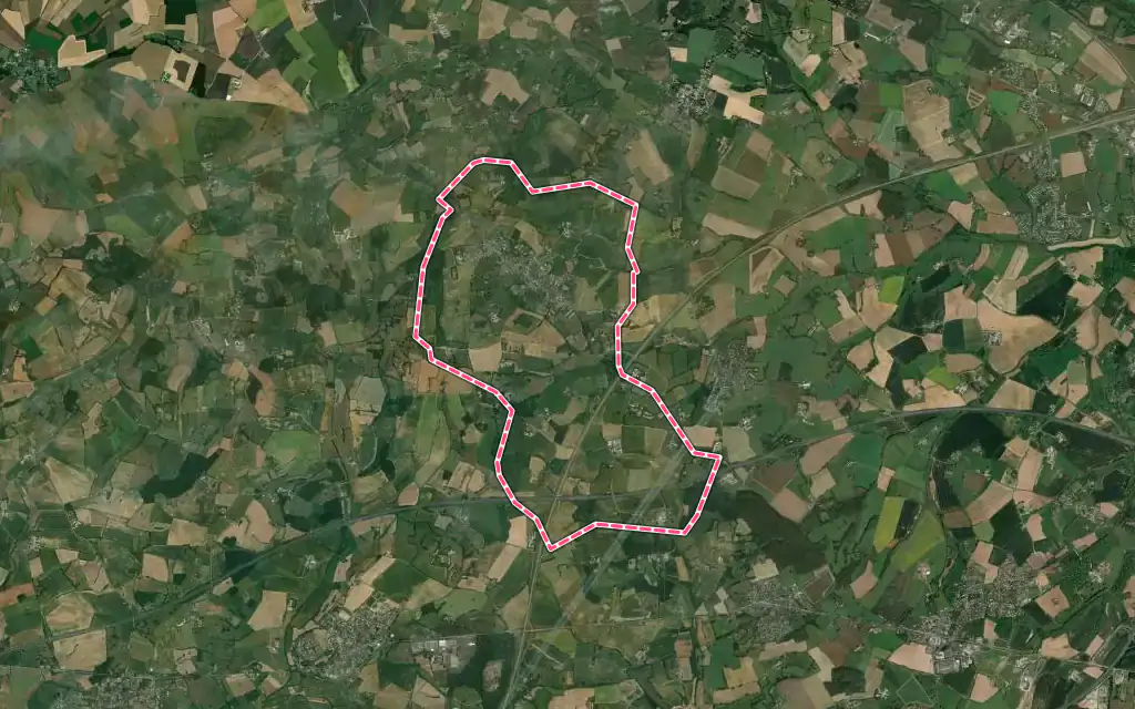 Vue satellite de La Quinte avec ses contours administratifs