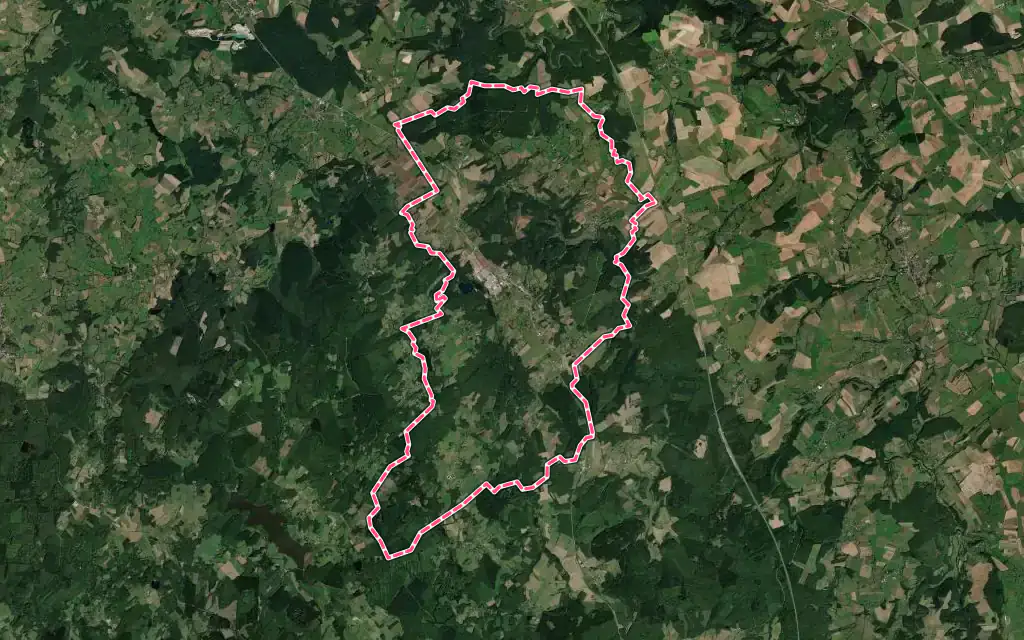 Vue satellite de La Roche-en-Brenil avec ses contours administratifs