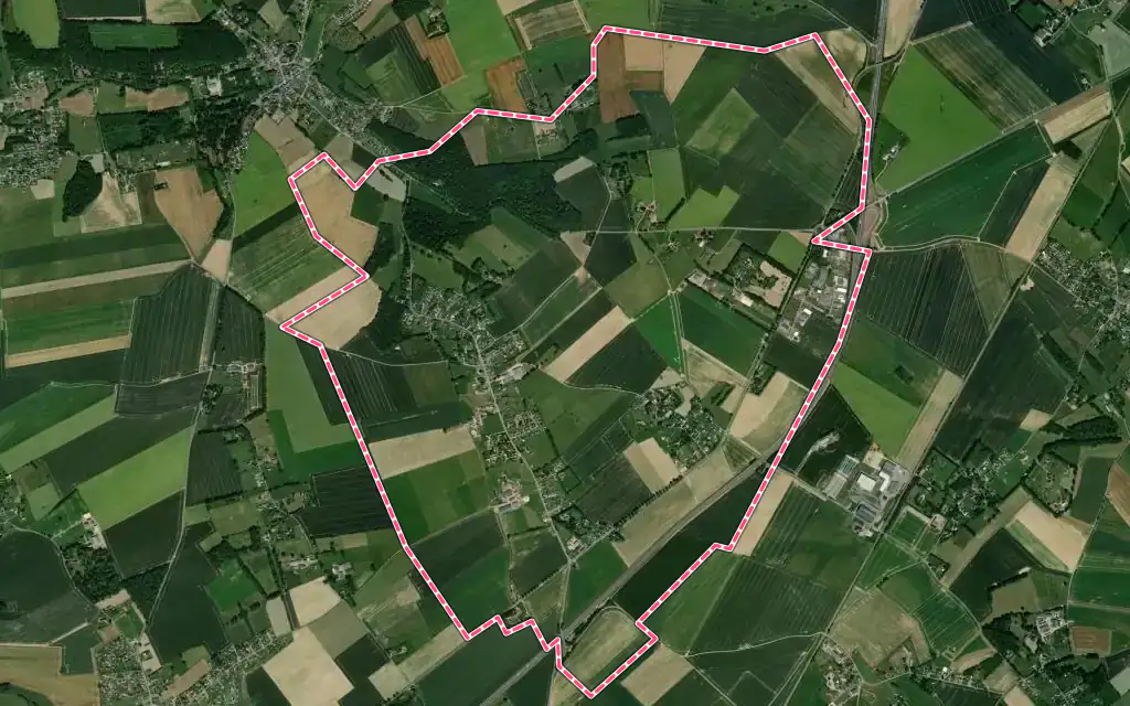 Vue satellite de La Rue-Saint-Pierre avec ses contours administratifs