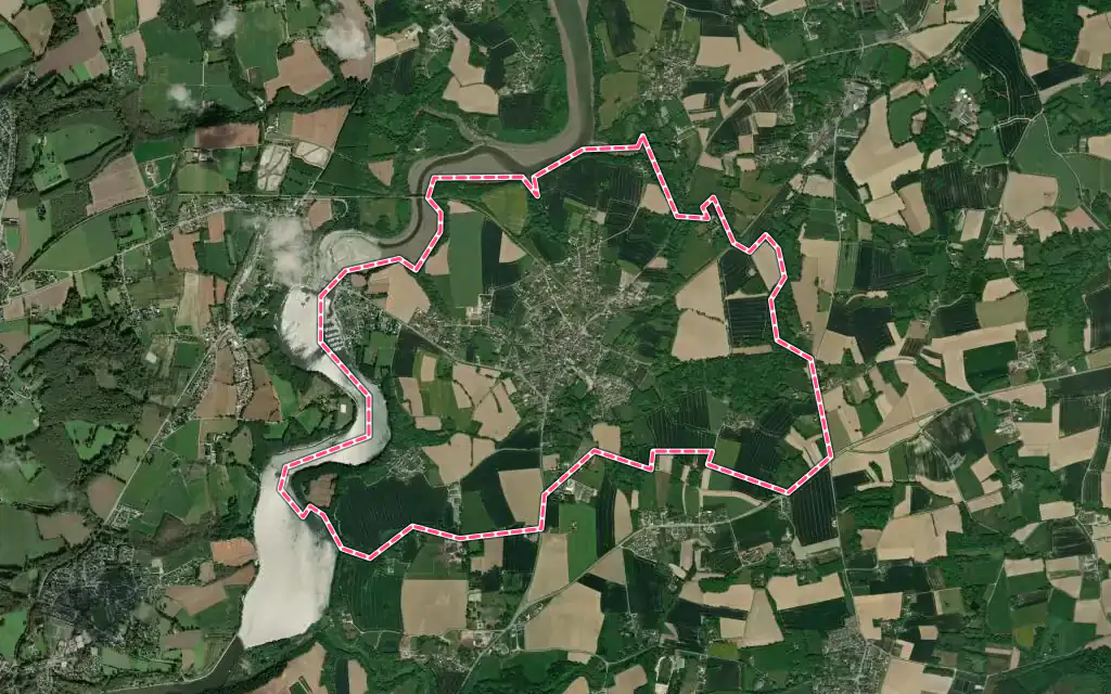 Vue satellite de La Vicomté-sur-Rance avec ses contours administratifs