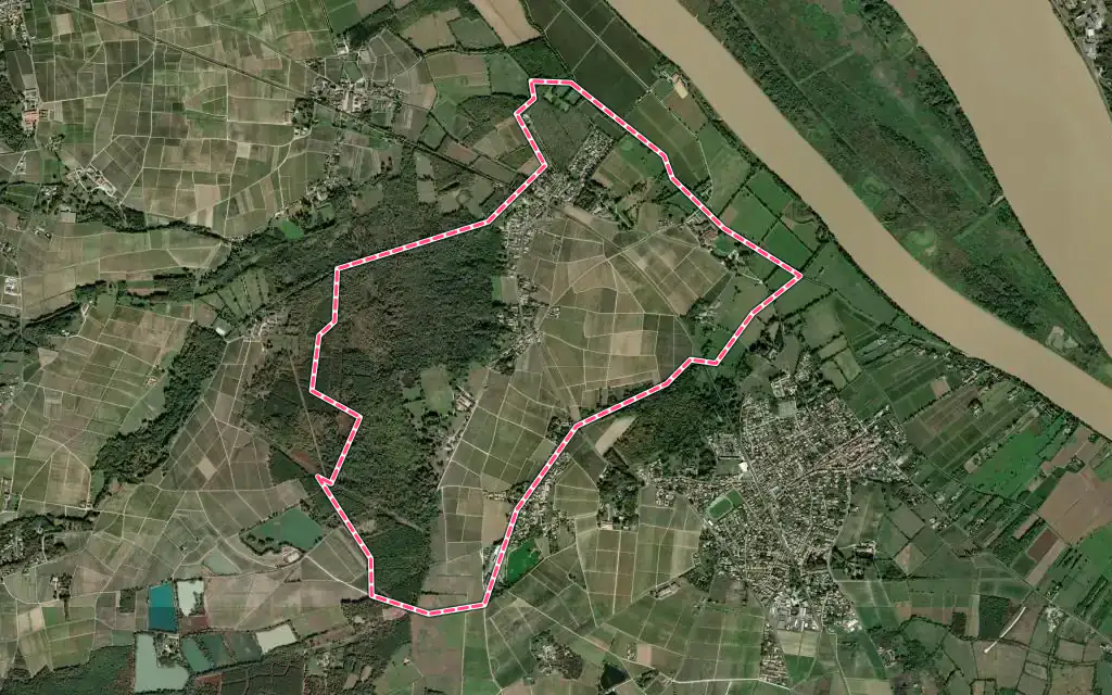 Vue satellite de Labarde avec ses contours administratifs