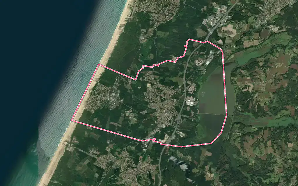 Vue satellite de Labenne avec ses contours administratifs