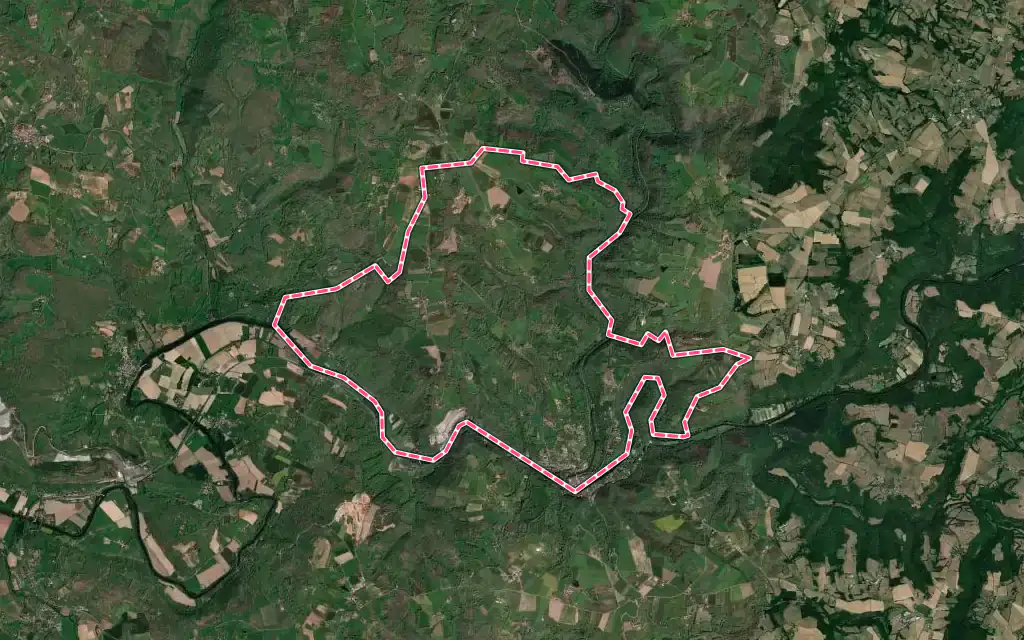 Vue satellite de Laguépie avec ses contours administratifs