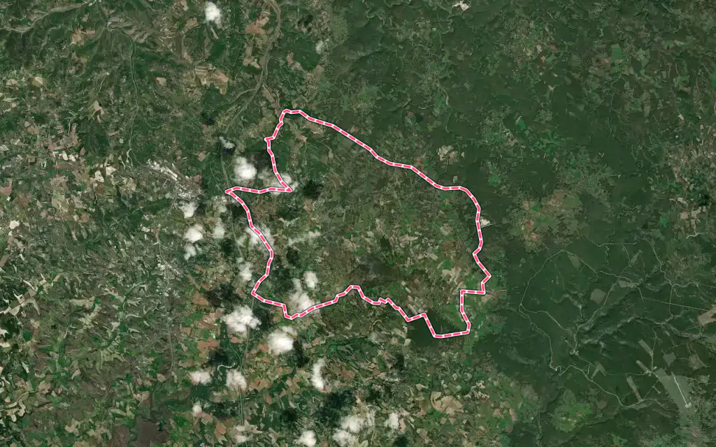 Vue satellite de Lalbenque avec ses contours administratifs