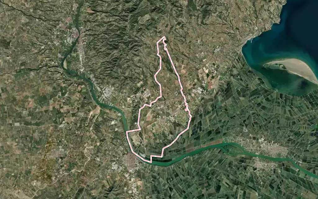 Vista satélite de l'Aldea con su contorno administrativo