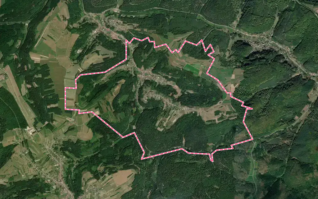 Vue satellite de Lambach avec ses contours administratifs
