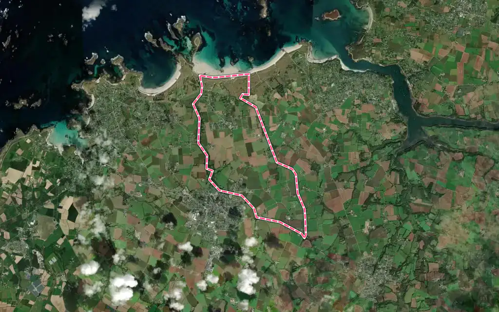 Vue satellite de Lampaul-Ploudalmézeau avec ses contours administratifs