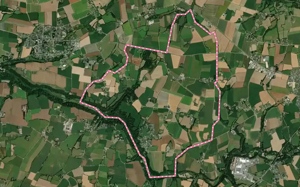 Vue satellite de Lanarvily avec ses contours administratifs