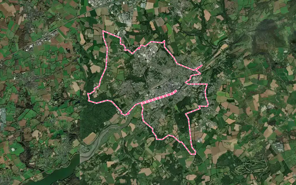 Vue satellite de Landerneau avec ses contours administratifs