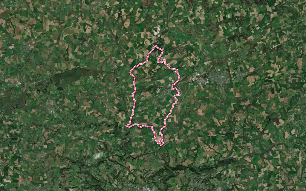 Vue satellite de Landrévarzec avec ses contours administratifs