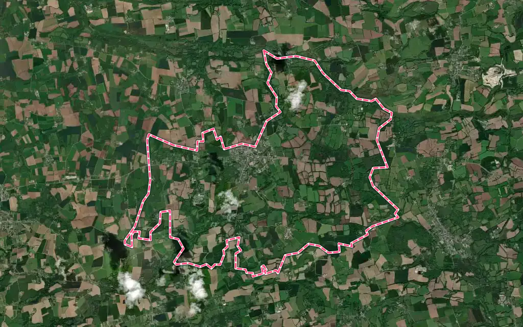 Vue satellite de Landudec avec ses contours administratifs