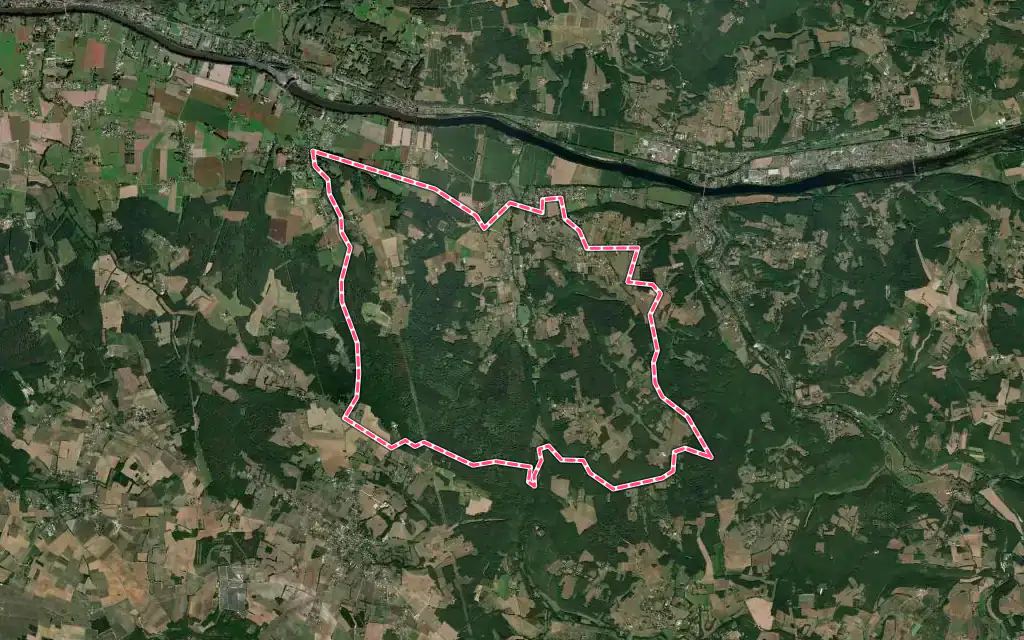 Vue satellite de Lanquais avec ses contours administratifs